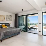Villa Luxury Sabina With A View Of - By Istrabook