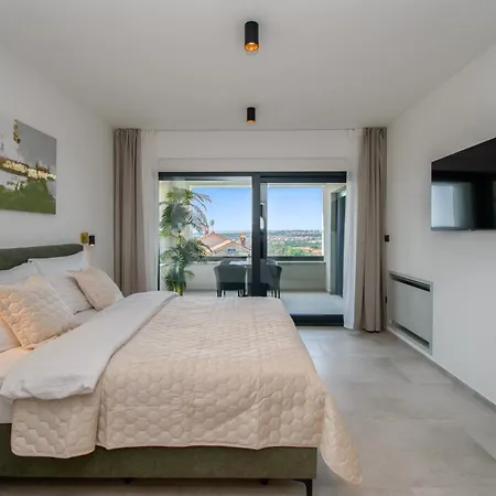 Вілла Luxury Sabina With A View Of *