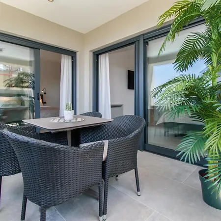 Villa Luxury Sabina With A View Of - By Istrabook *