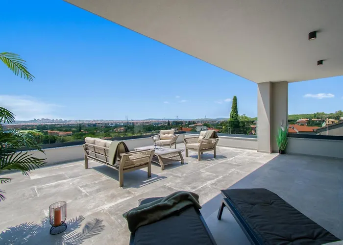 Luxury Sabina With A View Of Pula