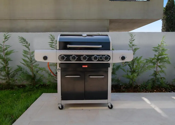 Luxury Sabina With A View Of *